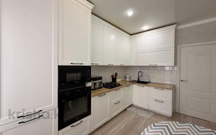 3-бөлмелі пәтер · 80.4 м² · 8/8 қабат, сарыарка 3/1, бағасы: 45 млн ₸ в Кокшетау — фото 4