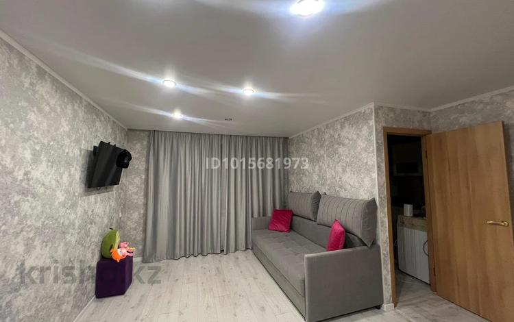 1-бөлмелі пәтер · 32.1 м² · 5/5 қабат, Республики 49/1 — Республики-Б. Момышулы, бағасы: 110 000 ₸ в Темиртау — фото 2