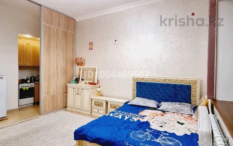 1-бөлмелі пәтер · 37 м² · 1/5 қабат, Сатпаева 5/1 — Петрова, бағасы: 18 млн ₸ в Астане, Алматы р-н — фото 2