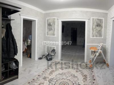 Отдельный дом • 4 комнаты • 168.3 м² • 10 сот., Жилой массив 1 252 за 25 млн 〒 в Алге