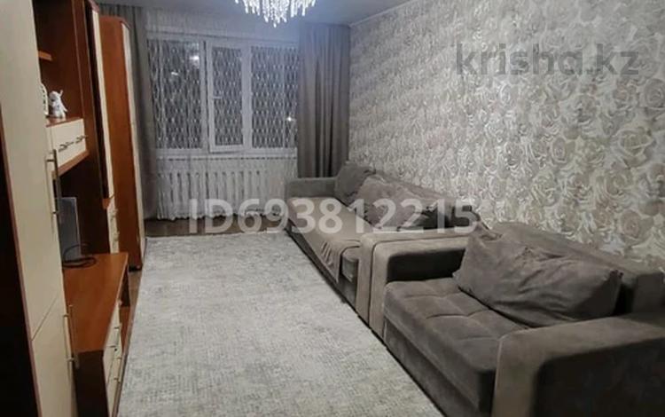 3-комнатная квартира, 68.2 м², 2/9 этаж, камзина 74 за 28 млн 〒 в Павлодаре — фото 2