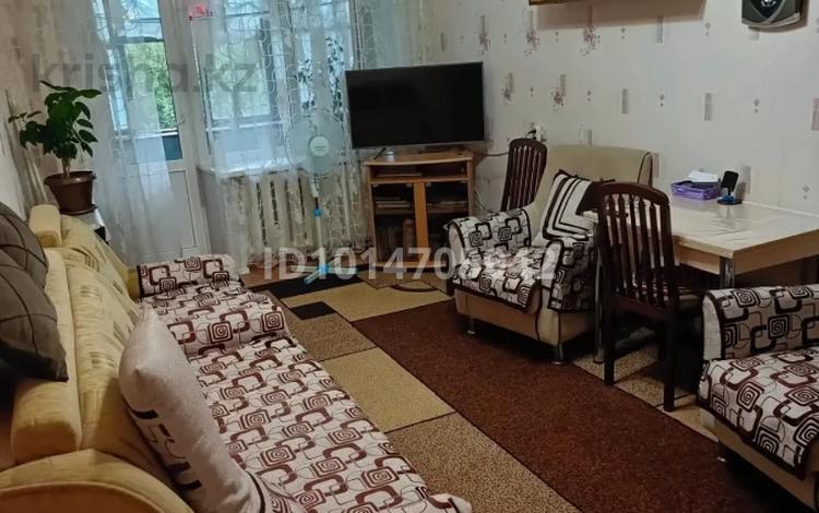 3-бөлмелі пәтер · 59.2 м² · 3/5 қабат, 4 17, бағасы: 10 млн ₸ в Лисаковске — фото 2
