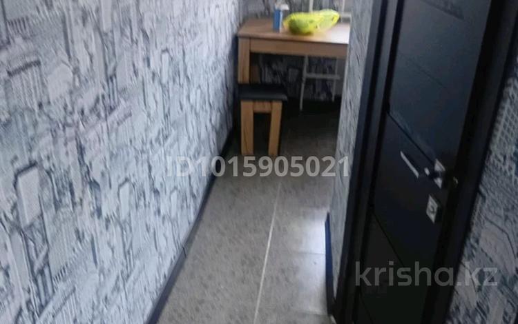 1-комнатная квартира · 35 м² · 2/5 этаж, мкр Центральный, Махамбета 114 за 140 000 ₸ в Атырау — фото 2