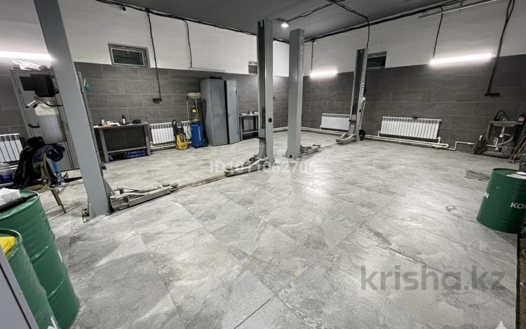 Жқб, автосервистер мен көлік жуу · 190 м², бағасы: 70 млн ₸ в Актобе, мкр Гормолзавод — фото 2
