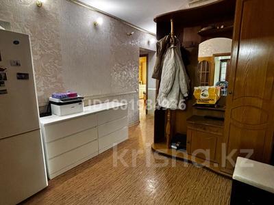 Аренда квартир в Карагандинской обл.: 3-комнатная квартира · 65 м² · 10/10 этаж, мкр Юго-Восток, Мкр Степной 4 24 за 200 000 〒 3-комнатная квартира · 65 м² · 10/10 этаж, мкр Юго-Восток, Мкр Степной 4 24 за 200 000 〒 в Караганде, Казыбек би р-н