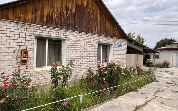 Часть дома · 4 комнаты · 98.3 м² · 10 сот., Кабсаматова 27/1 за 19 млн ₸ в Карабулаке — фото 2
