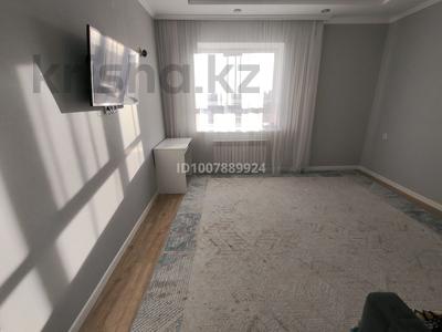 2-бөлмелі пәтер · 78 м² · 4/5 қабат, Базарбай Жуманиязова 91, бағасы: 39 млн ₸ в Уральске