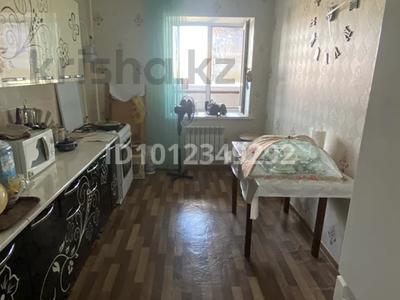 2-бөлмелі пәтер · 57.1 м² · 4/9 қабат, мкр. имени Есет батыра 13Г, бағасы: 17 млн ₸ в Актобе, мкр Акжар