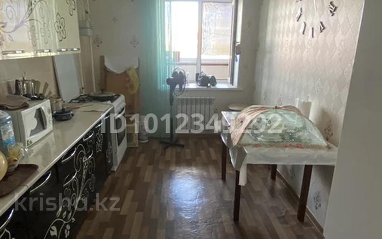 2-комнатная квартира · 57.1 м² · 4/9 этаж, мкр. имени Есет батыра 13Г за 17 млн ₸ в Актобе, мкр Акжар — фото 2