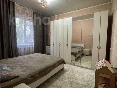 2-комнатная квартира, 54 м², 5/5 этаж, Водник 48 за 20 млн 〒 в Боралдае (Бурундай)