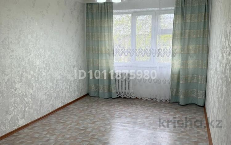 2-комнатная квартира · 48 м² · 5/5 этаж, просп. Абая 54/1 за 16 млн ₸ в Уральске, мкр Школьник — фото 2