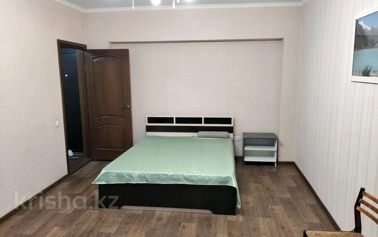 1-комнатная квартира · 41 м² · 3/4 этаж, Шашкина 38 — Альфараби за 220 000 ₸ в Алматы, Бостандыкский р-н — фото 2