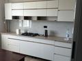 2-комнатная квартира · 68.4 м² · 9/9 этаж, мкр Нурсая, проспект Елорда 6/6 за 250 000 ₸ в Атырау — фото 3