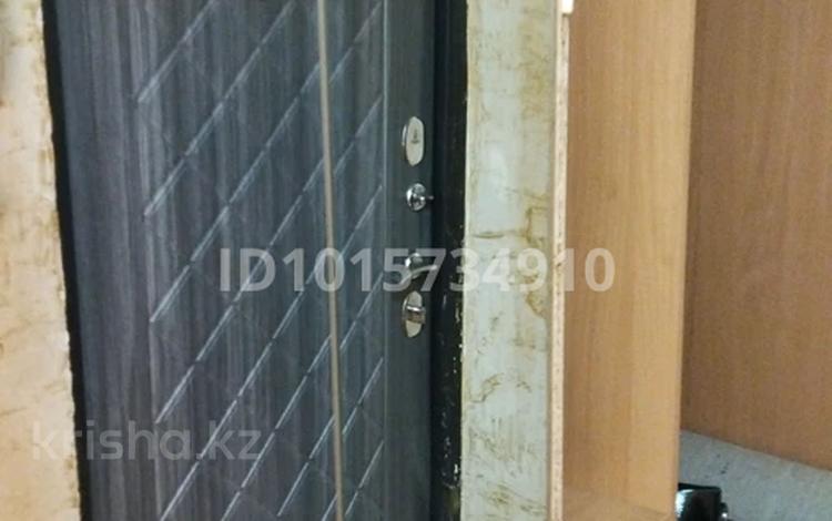 1-бөлмелі пәтер · 33 м² · 4/5 қабат, Макарова 20 а, бағасы: 80 000 ₸ в Таразе — фото 2