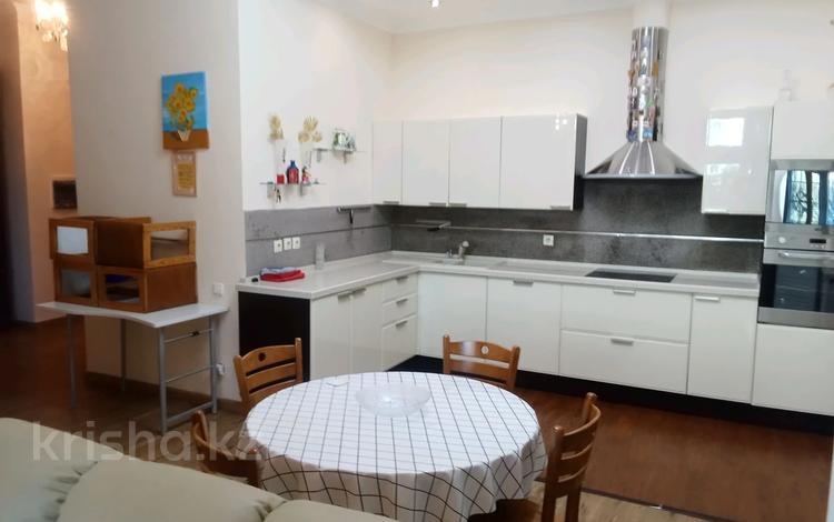 4-комнатная квартира · 180 м² · 1/3 этаж, Динмухаммед Кунаев 12 за 700 000 ₸ в Астане, Есильский р-н — фото 25
