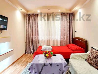 1-бөлмелі пәтер · 32 м² · 1/4 қабат, Бейбітшілік 4А — "Арбат" и "Шымкент Плаза", бағасы: 2 000 〒 в Аль-Фарабийский р-н