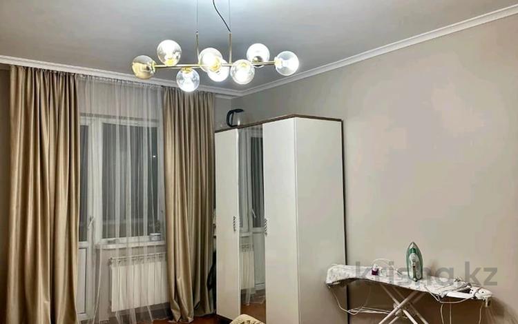 3-комнатная квартира · 90 м² · 1/9 этаж, мкр Мамыр-4 за 66 млн ₸ в Алматы, Ауэзовский р-н — фото 13
