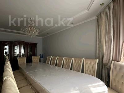 Жеке үй · 4 бөлме · 200 м² · 8 жүзд., Пахтакор 36 — ул. Кунгей, бағасы: 300 000 ₸ в Шымкенте, Абайский р-н