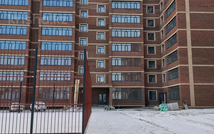 2-бөлмелі пәтер · 75 м² · 2/8 қабат, Карагаилы 25 — Карагаилы, Абай Арена, бағасы: 28 млн ₸ в Семее — фото 5