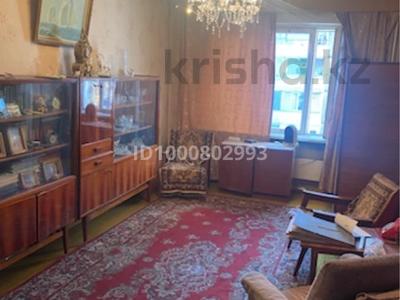 2-бөлмелі пәтер · 50.8 м² · 4/5 қабат, мкр Кокжиек, улица геологов — КамАЗ центр, бағасы: 29 млн ₸ в Алматы, Жетысуский р-н