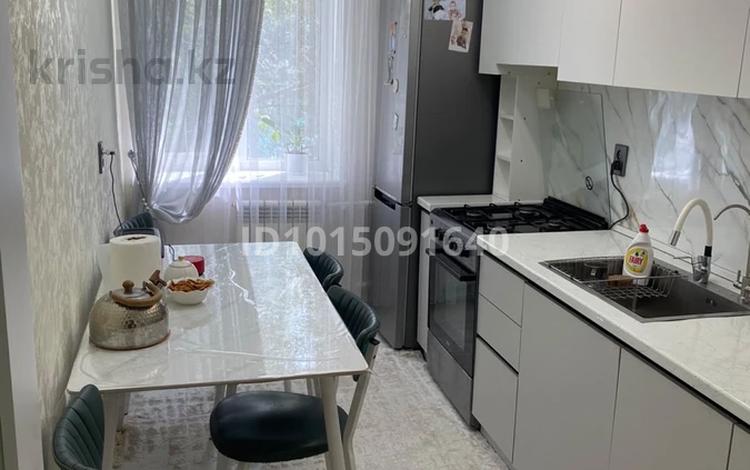 3-комнатная квартира · 65 м² · 4/10 этаж, мкр 11 111 за 25 млн ₸ в Актобе — фото 2