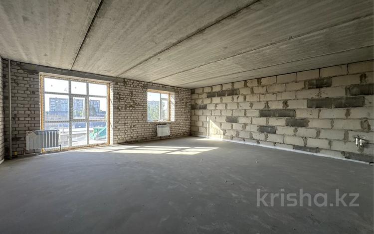 3-бөлмелі пәтер · 98.7 м² · 2/9 қабат, казправды 5а, бағасы: 32.5 млн ₸ в Павлодаре — фото 2
