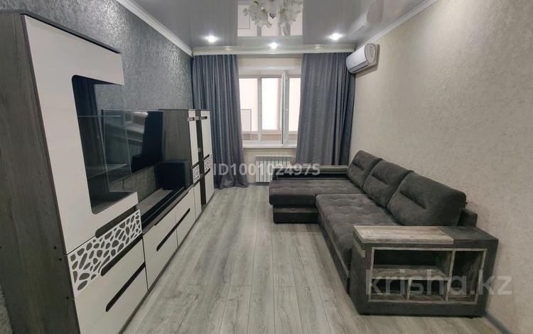 1-комнатная квартира · 46 м² · 2/6 этаж, мкр Женис 32/1 за 29 млн 〒 в Уральске — фото 2
