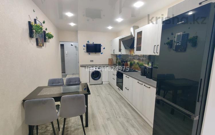 1-комнатная квартира · 46 м² · 2/6 этаж, мкр Женис 32/1 за 26 млн 〒 в Уральске — фото 7
