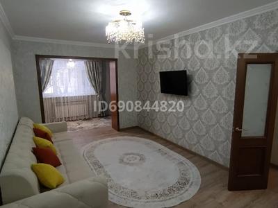 2-комнатная квартира, 60 м², 2/5 этаж, Тыныбаева 7 за 31.5 млн 〒 в Шымкенте