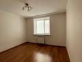 3-комнатная квартира · 74 м² · 4/6 этаж, мкр Астана 20 — Угол ул. Тауелсиздик -ул.Толе Би за 29.5 млн 〒 в Уральске — фото 17