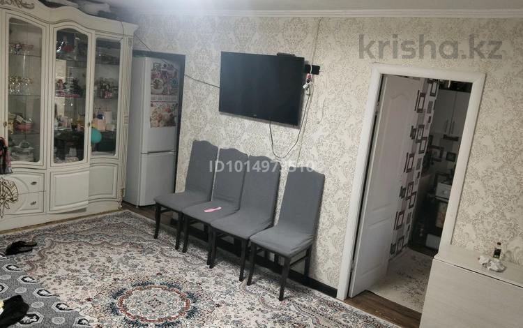 2-комнатная квартира · 46 м² · 1/5 этаж, 3 мкр 9 дом за 14.5 млн ₸ в Байкент — фото 2