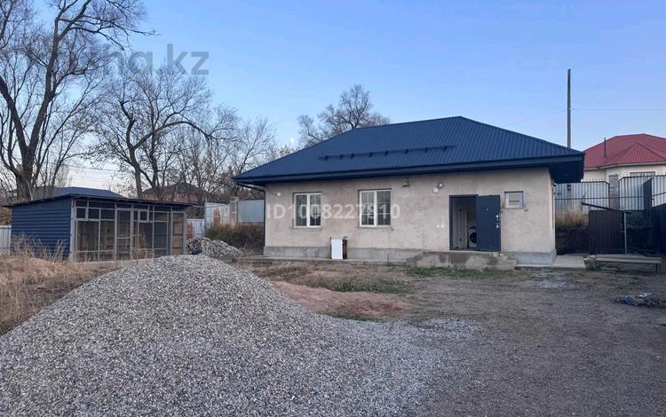 Отдельный дом · 2 комнаты · 42.8 м² · 7 сот., Касыма Аманжолова за 37 млн ₸ в Байбулаке — фото 2