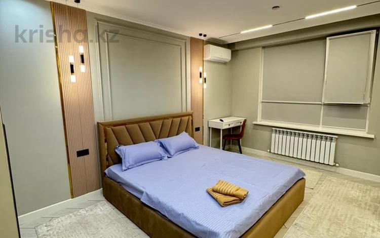 2-бөлмелі пәтер · 75 м² · 7/16 қабат, Егизбаева 3, 5 — Каныша Сатпаева, бағасы: 25 000 ₸ в Алматы, Бостандыкский р-н — фото 2