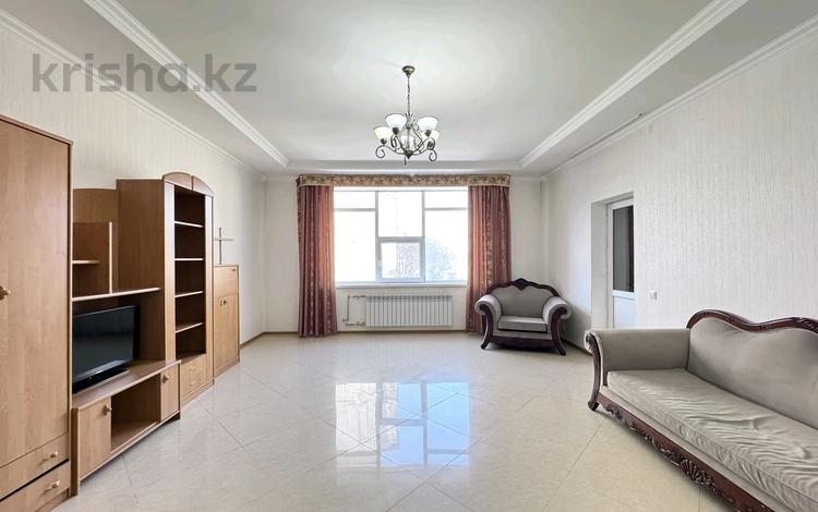 2-комнатная квартира · 97.7 м² · 2/10 этаж, Габдулина за 52 млн ₸ в Астане, р-н Байконур — фото 2