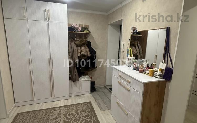 4-бөлмелі пәтер · 78 м² · 8/9 қабат, Шакарима 40, бағасы: 42 млн ₸ в Семее — фото 2