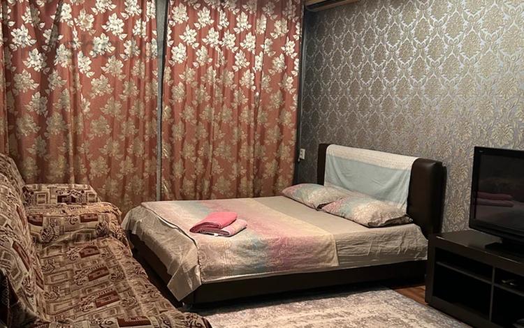 1-комнатная квартира · 46 м², мкр Аксай-2 за 10 000 〒 в Алматы, Ауэзовский р-н — фото 12