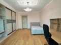 4-комнатная квартира · 165 м² · 4/18 этаж, мкр Самал-2, Достык 97 за 750 000 ₸ в Алматы, Медеуский р-н — фото 16