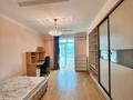 4-комнатная квартира · 165 м² · 4/18 этаж, мкр Самал-2, Достык 97 за 750 000 ₸ в Алматы, Медеуский р-н — фото 14