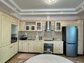 4-комнатная квартира · 165 м² · 4/18 этаж, мкр Самал-2, Достык 97 за 750 000 ₸ в Алматы, Медеуский р-н — фото 11