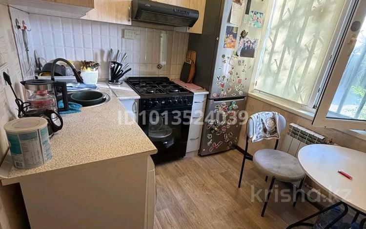 3-бөлмелі пәтер · 61 м² · 1/4 қабат, Лачугина 11 — Абилкайыр хана и Шамши Калдаякова, бағасы: 15 млн ₸ в Актобе — фото 2
