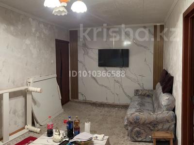 4-комнатная квартира · 74 м² · 4/5 этаж, 16-й микрорайон, 16-шағынаудан 42 — улица Шаяхметова за 30 млн ₸ в Шымкенте, Аль-Фарабийский р-н