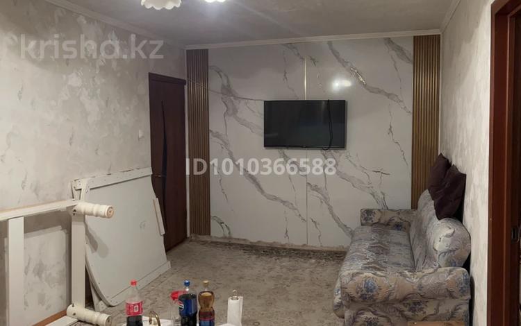 4-бөлмелі пәтер · 74 м² · 4/5 қабат, 16-й микрорайон, 16-шағынаудан 42 — улица Шаяхметова, бағасы: 30 млн ₸ в Шымкенте, Аль-Фарабийский р-н — фото 2