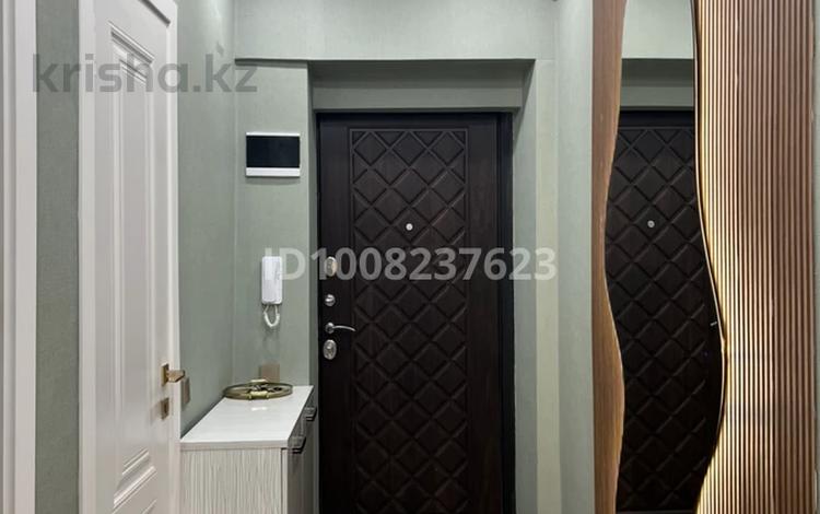 3-бөлмелі пәтер · 79.7 м² · 7/9 қабат, мкр Аксай-3Б 32 — Толе би -Яссауй, бағасы: 50 млн ₸ в Алматы, Ауэзовский р-н — фото 2