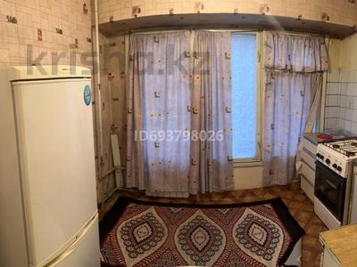 2-комнатная квартира, 50 м², 1 этаж помесячно, Майлина 212 за 170 000 〒 в Алматы