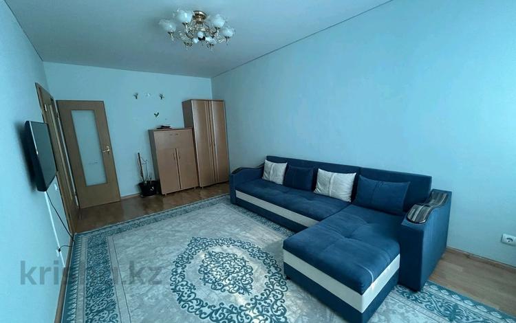 2-комнатная квартира · 60 м² · 5/9 этаж, Кумисбекова 6 за 250 000 ₸ в Астане, Сарыарка р-н — фото 2