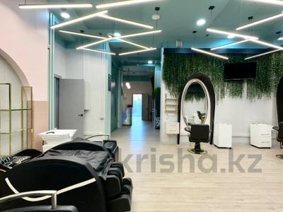 Свободное назначение, офисы, магазины и бутики, склады, общепит, салоны красоты, бани, гостиницы и зоны отдыха, медцентры и аптеки, образование, развлечения · 201 м² за 391 млн 〒 в Алматы, Бостандыкский р-н