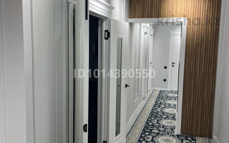 2-комнатная квартира · 72 м² · 1/9 этаж, Алматы трасса за 300 000 ₸ в Шымкенте, Туран р-н — фото 2