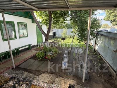 Саяжай · 1 бөлме · 30 м² · 8 жүзд., Урожайное 1 16 9, бағасы: 1.8 млн ₸ в Лисаковске
