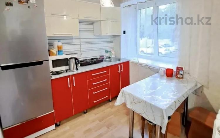 2-комнатная квартира · 48 м² · 1/5 этаж, Назарбаева 84 за 14.9 млн ₸ в Усть-Каменогорске — фото 2