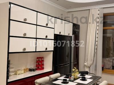3-комнатная квартира · 155 м² · 1/4 этаж, мкр Мирас — Садыкова за 188 млн ₸ в Алматы, Бостандыкский р-н